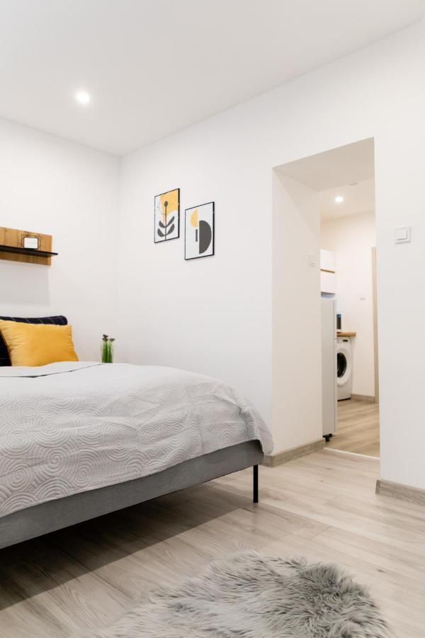 The Central Border Premium Apartment Штурово Екстер'єр фото